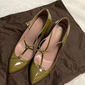 Gucci pumps , size 8